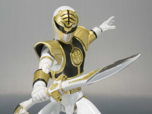 Figura S.H Figuarts White Power Ranger EE. UU. Mighty Morphin Tamashii Bandai SH - Imagen 3 de 3