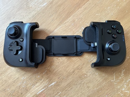 Razer Kishi GAMEVICE ' RZ06 0336 ' Gaming Controller IPhone Smartphone - Imagen 4 de 6