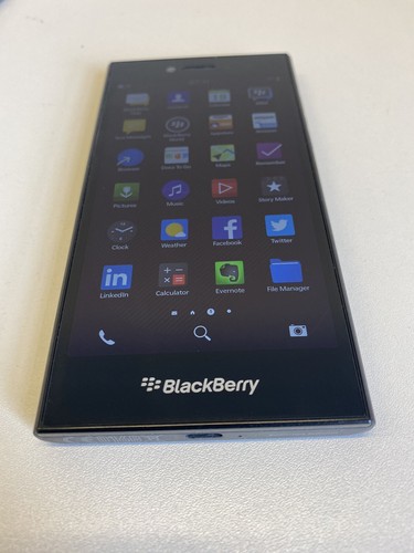 BlackBerry Leap – 16 GB – schwarzes Smartphone (entsperrt) + WhatsApp - Bild 1 von 5