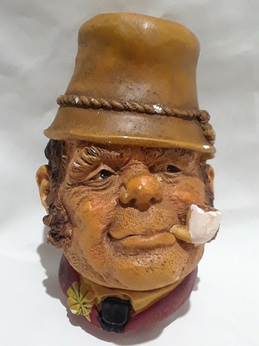VINTAGE BOSSONS CHALK WARE HAND PAINTED HEAD ENGLAND "PATTY" S. - Picture 1 of 5