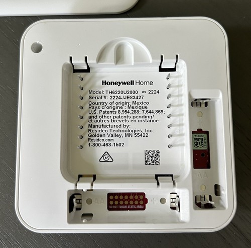 Honeywell TH6220U2000 T6 Pro Series Thermostat Comfort Control - Picture 2 of 3