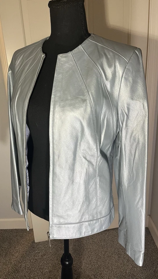 Vintage DIALOGUE Women’s Leather Blue Pearl Shimmer Metallic Jacket Small - Image 3 of 4