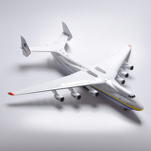 1/200 Antonov Ukraine An-225 Aircraft Strategic Transport Resin Model Ornaments - Picture 6 of 21