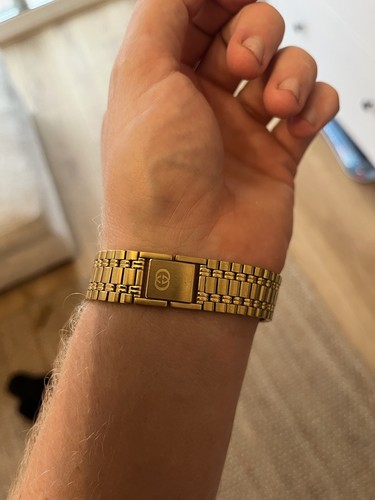 Genuine Gucci 9200 M Gold Plated Men’s Or Unisex Gold Plated Watch - Picture 7 of 9