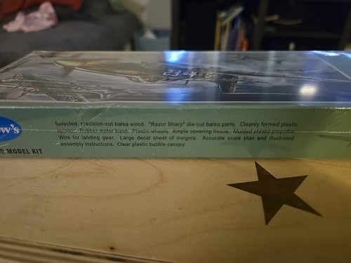 Guillow's WWII North American P-51D Mustang Balsa Model Airplane Kit GUI-905 NEW - Picture 7 of 8