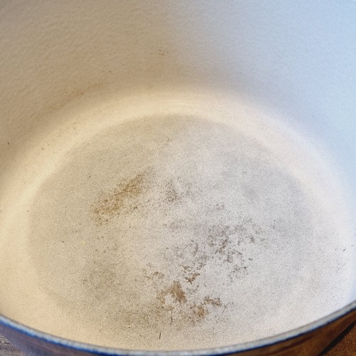 Vintage Le Creuset Signature 26 Blue Round Cast Iron Dutch Oven Casserole Large  - Picture 10 of 14
