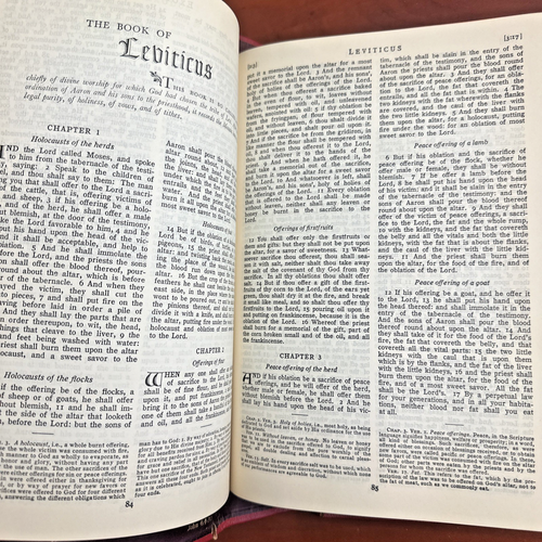 Vintage Heilige Bibel Päpstliche Ausgabe The Catholic Press rotes Leder RAR 1951 - Bild 14 von 24