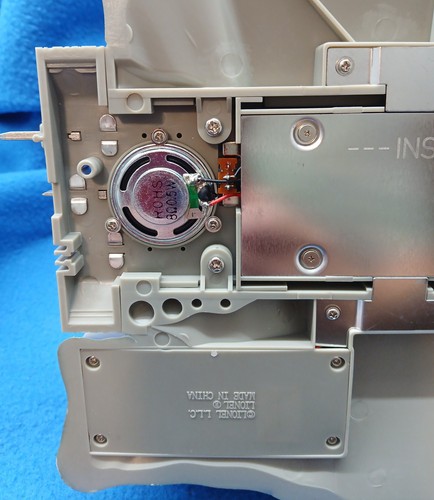 Lionel O Gauge Fastrack Grade Crossing With Flashers - Picture 5 of 6