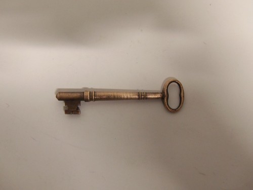 Hermosa LLAVE Esqueleto Antigua Vintage Latón 3.25" para Puertas Armarios Cofres - Imagen 5 de 12