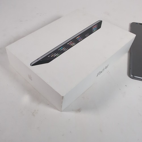 Apple iPad Air A1475 Tablet - 9.7" 64GB - Silver Boxed - Picture 10 of 13