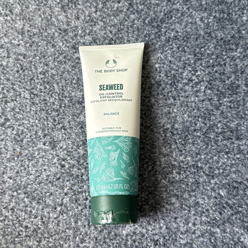 The Body Shop Seaweed Exfoliator Oil-Control for Oily/combination Skin 100ml - Picture 2 of 3