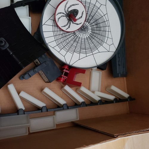 Vintage Domino Rally Glow in the Dark Ghost Ride Game 1991 incomplete - Picture 9 of 14