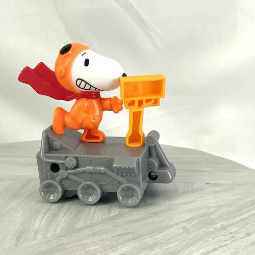 McDonalds 2019 Snoopy Moon Rover Toy Peanuts Space Exploration Figure - Picture 10 of 24