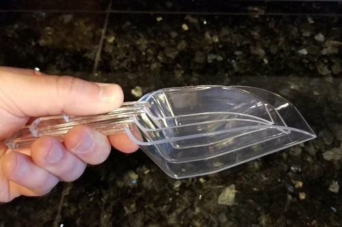 Pratico Set di 3 Pezzi di Scopa da Cucina in Plastica Trasparente - Nidificazione Zucchero... - Foto 3 di 3