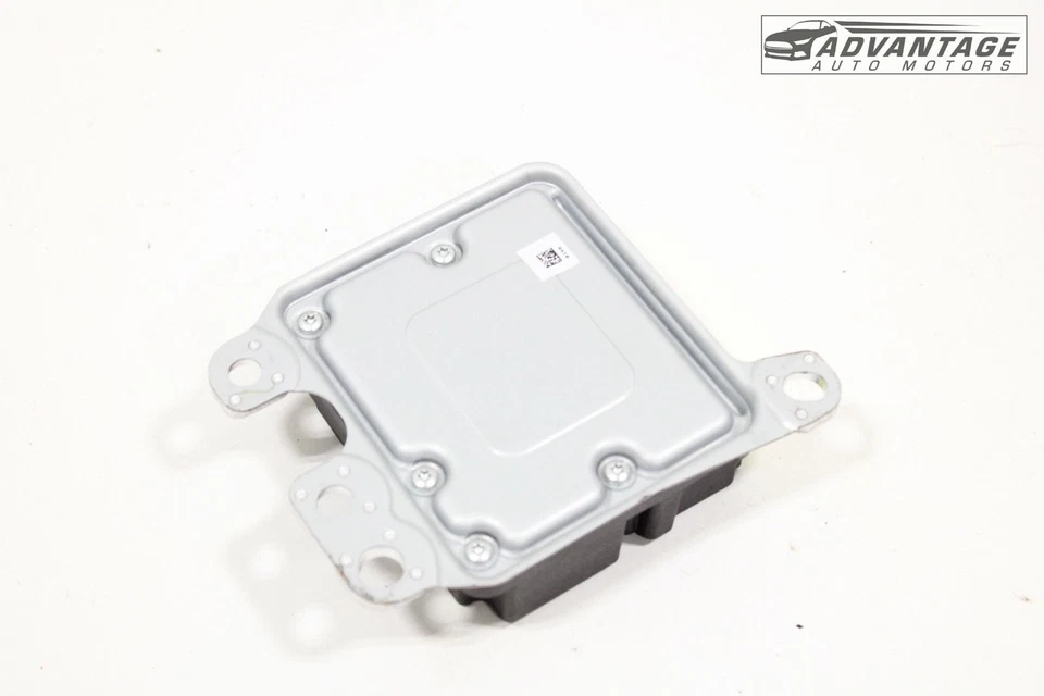 Unidad de módulo de control informático de diagnóstico de retención Nissan Armada 2018-2020 OEM Foto 4 de 4