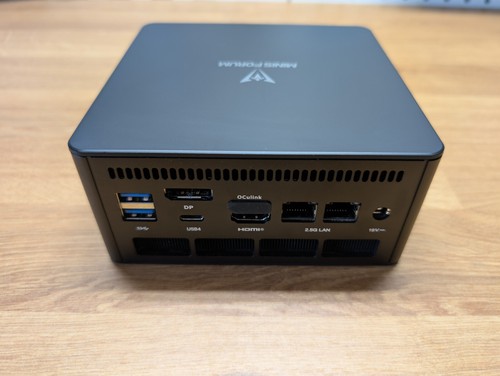 Minisforum UM890 Pro Mini PC AMD Ryzen 9 8945HS Processor, 32GB + 1TB - Bild 3 von 4