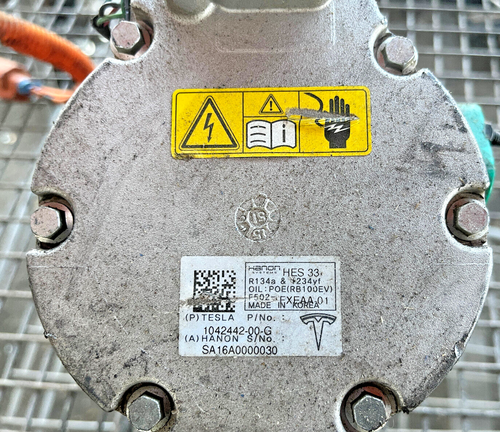 OEM 16-22 TESLA Model X Air Conditioning A/C Compressor 1042442-00-G - Bild 5 von 6