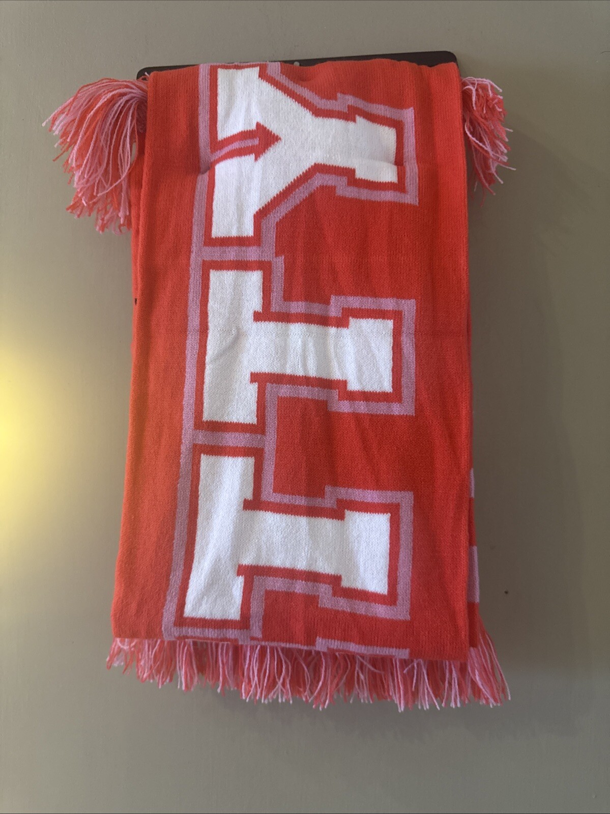 Picture 6 of 6