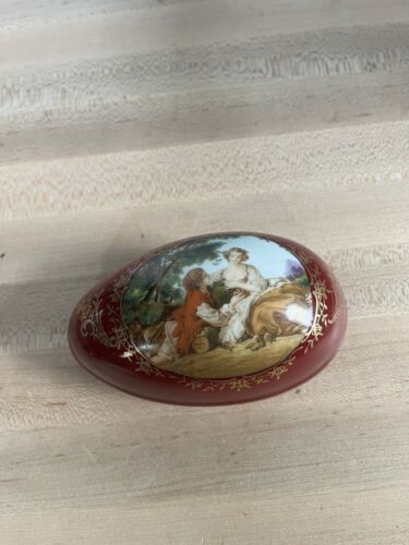 Vintage RS Prussia Victorian Courting Couple Egg Shape Trinket Dish - Picture 2 of 9