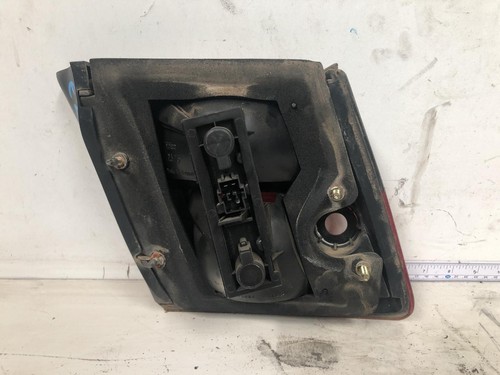 Saab 9 5 Right Bootlid Light 11/1997-10/2001 - Picture 2 of 6