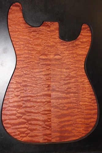 Guitarra eléctrica sapele acolchada tapa abatible a juego. Figura de grado maestro. - Imagen 5 de 7
