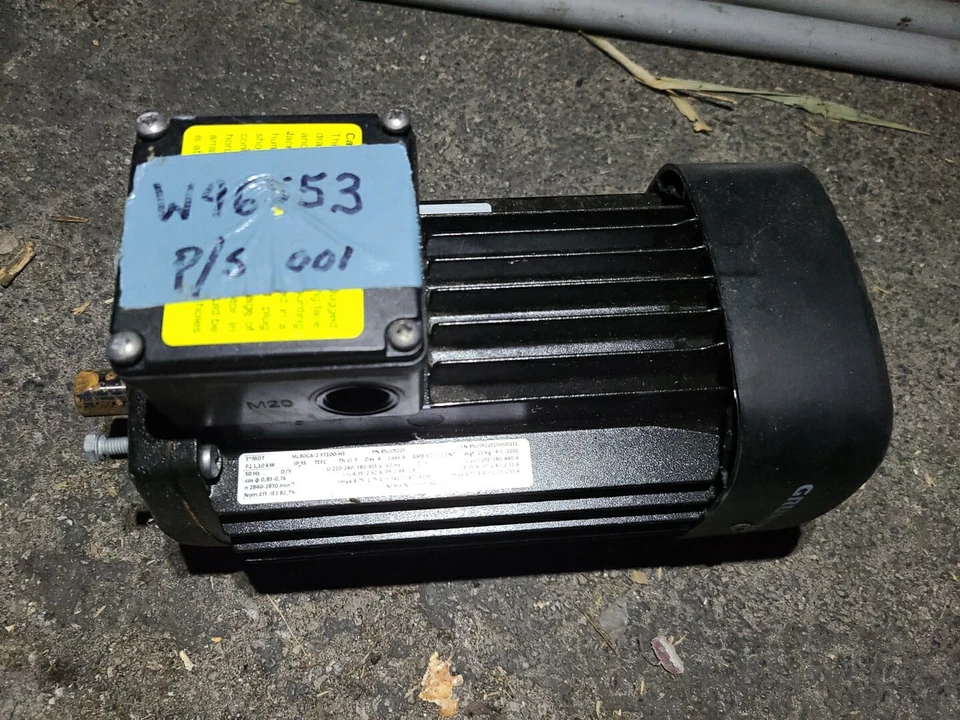  Motor Grundfos ML100Da-2-FT130-H3 Foto 2 de 4
