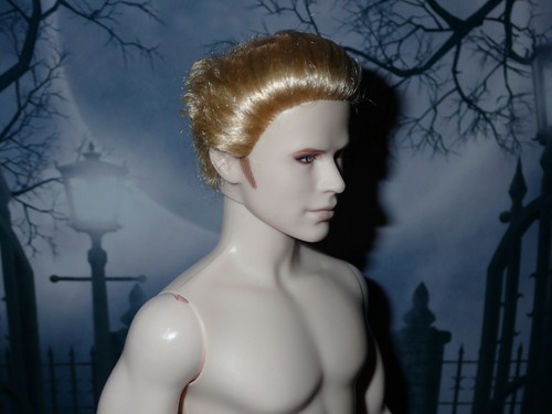 Twilight Saga Carlisle Cullen NUDE Doll Model Muse Body ~ Newly Unboxed - Picture 5 of 12