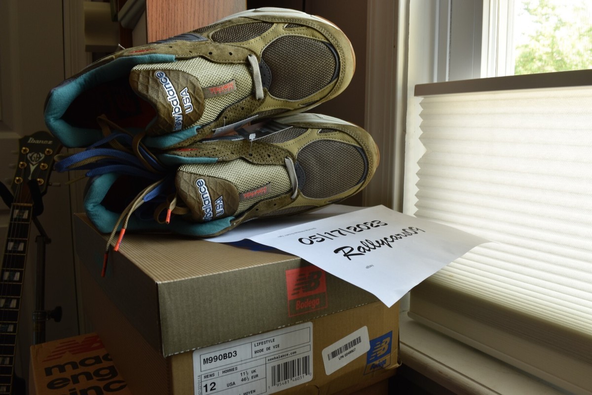 とと 1/18 Minichamps Mercedes-Benz AMG SLS Black Series (Silver