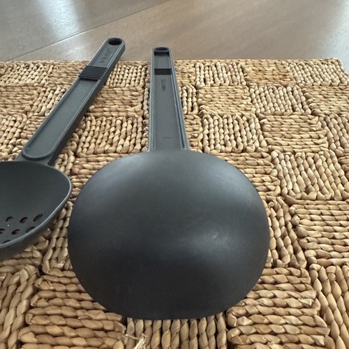 Vintage T-Fal schwarz Nylon Utensilien Set - Spatel Schöpfkelle Schlitz Löffel Sieb - Bild 12 von 13
