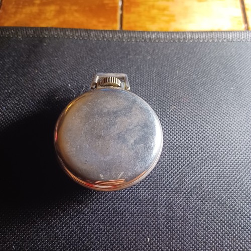 Vintage Shirley Temple Pocketwatch Working Made In USA - Picture 2 of 4