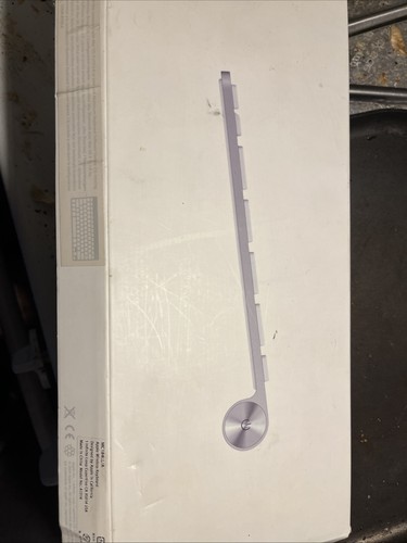 Apple Wireless Keyboard A314 bcgA314 White Tested Working Use AA Battery - Picture 4 of 6