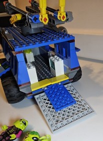 LEGO Space: Earth Defense HQ (7066) 100% Complete.  No Box Or Manuals.  See Pics