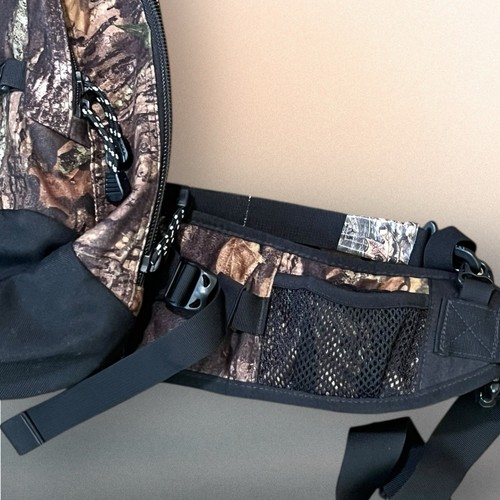 L.L Bean Mossy Oak Break Up Turkey Soft Shell Camo Hunting, Sling Backpack. - Picture 4 of 16