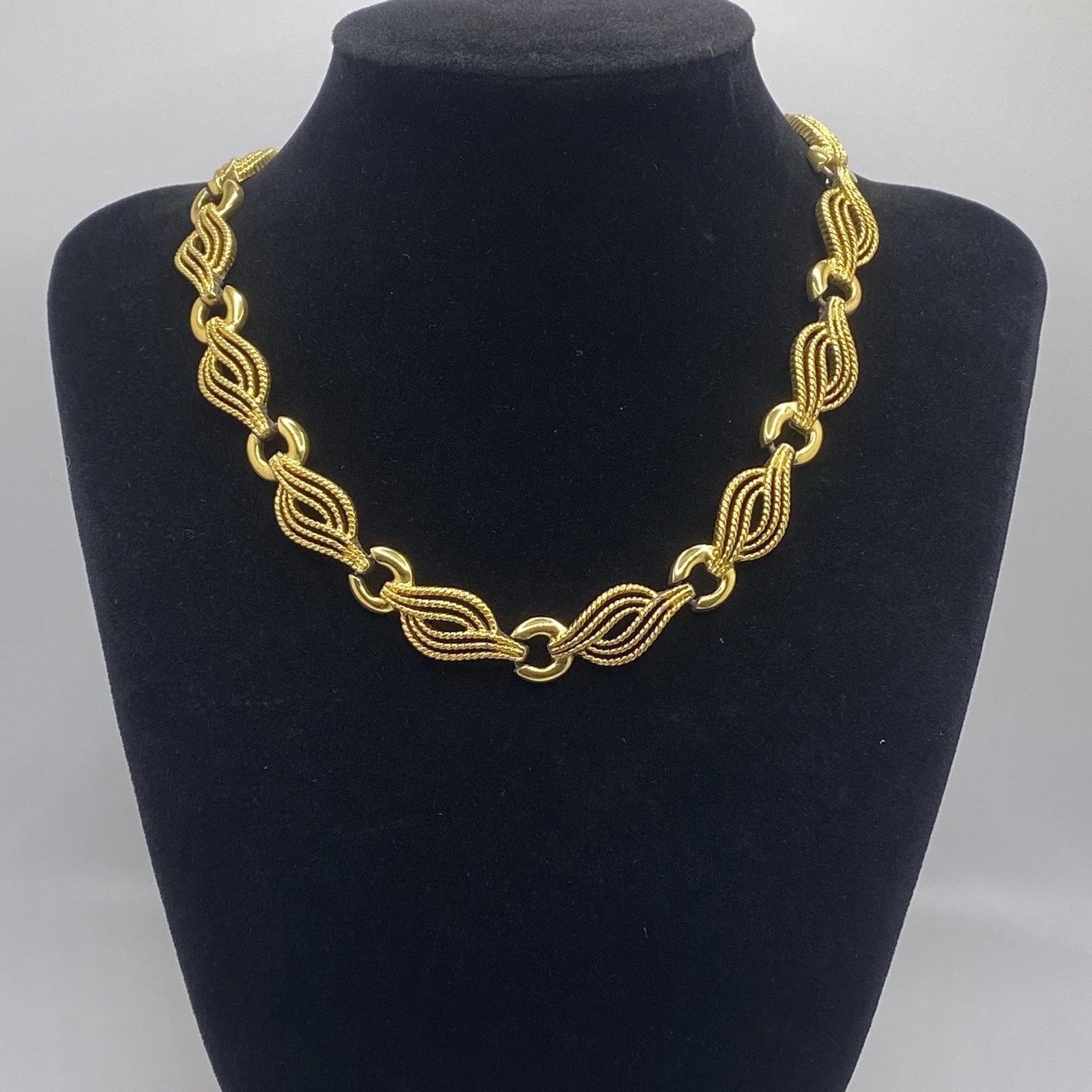 VETEMENTS Collana con gancio vintage anni '60 70 non firmata grossa tonalità oro stile catena maglia 13"