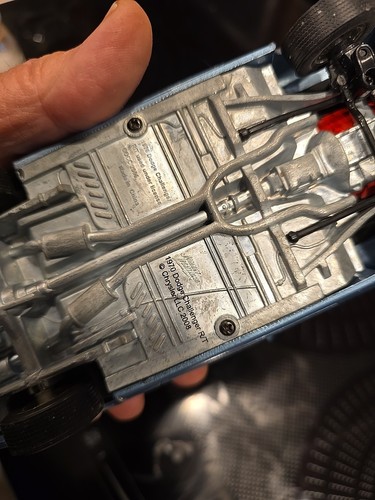 Johnny Lightning 1970 Dodge Challenger R/T 1:24 Muscle Cars Collection Blue - Picture 12 of 13