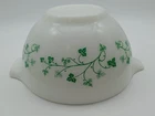 VINTAGE PYREX GREEN IVY 441  1.5 PT CINDERELLA MIXING DIP BOWL