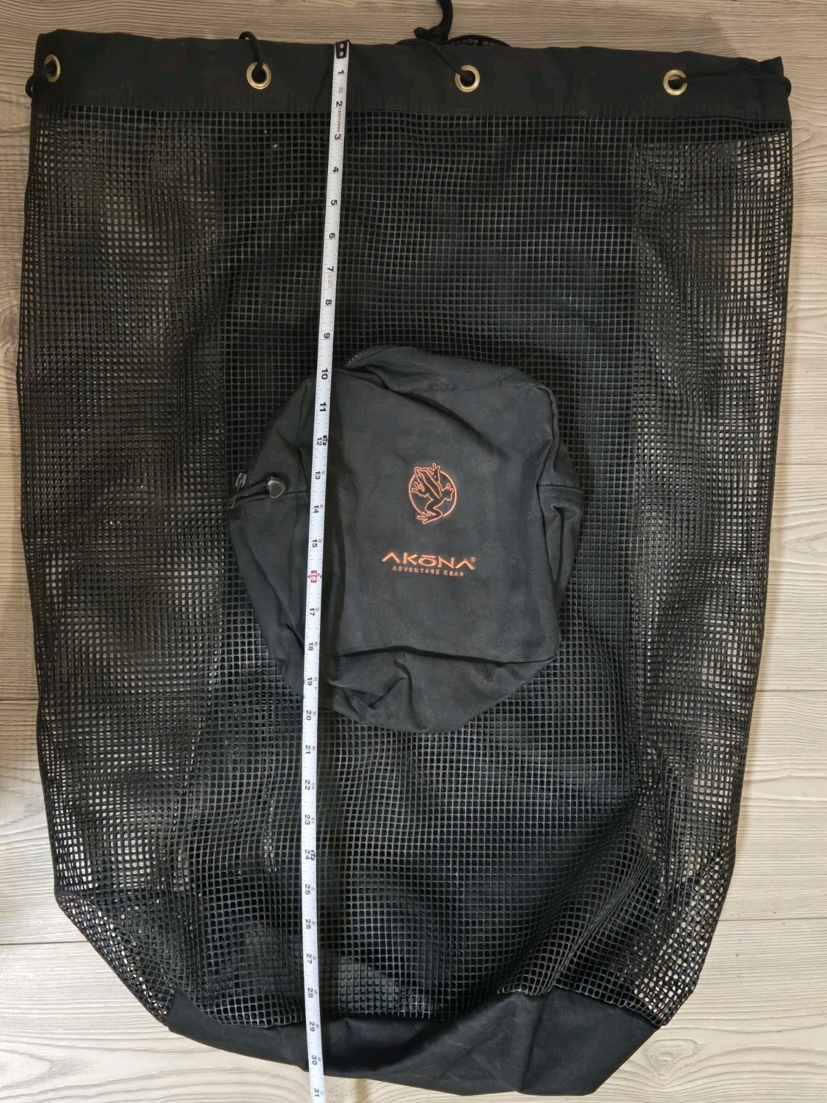 Picture 3 of 8