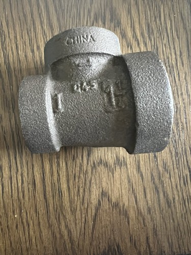 SPF Threaded Reducing Tee 1” X 1-1/4” X  1” Iron Lot of 16 - Picture 1 of 3