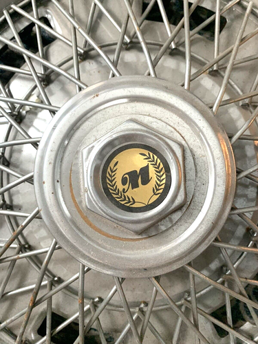 VINTAGE 1970S MERCURY COUGAR / FORD CROWN VIC HUBCAPS OEM LOT OF 4 - Picture 3 of 4