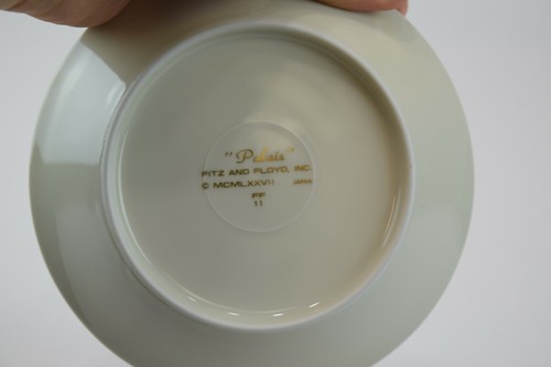 Fitz & Floyd Palais Pattern Cup & Saucer Set Cream w/ Gold Accent - Picture 8 of 8