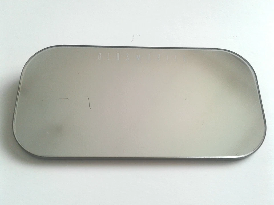 Espejo tocador vintage Oldsmobile con clip para parasol GM Olds OEM Oldsmobile difícil de encontrar Foto 2 de 3