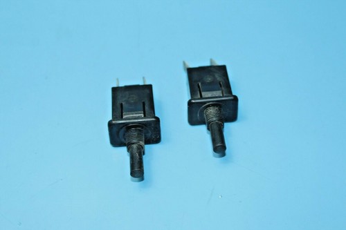 2x Door Contact Switch Original Mercedes 107 114 115 116 123 124 126 0008213152 - Picture 2 of 3