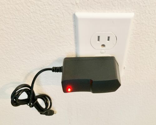 Fuente de alimentación/adaptador de CA para sistema de conmutación de efectos Boss:ES-8, TE-2 tera eco - Imagen 2 de 3