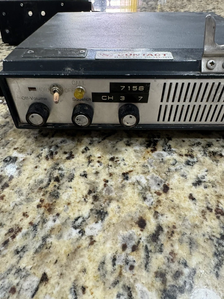 Motorola MOCOM Mobile Fm 2-way Radio Original Vintage Schematic - Image 2 of 4