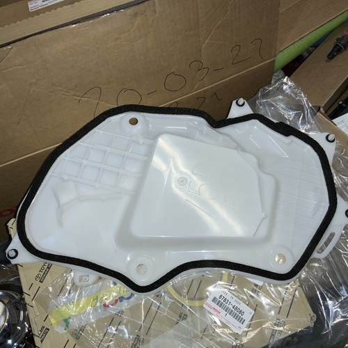 2021-2025 TOYOTA VENZA COVER FRONT Right DOOR SERVICE 67831-48080 RH OEM - Picture 2 of 12