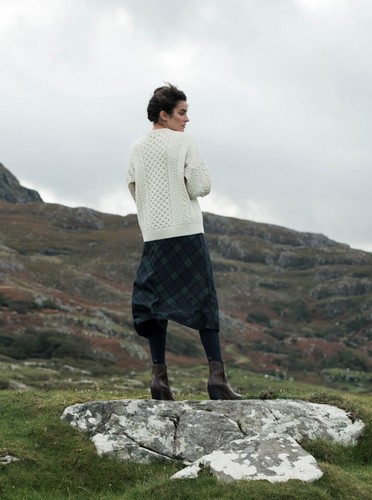 Irische Strickjacke Pullover Damen 100% Merinowolle Holzfällerjacke von Aran Wollmühle - Bild 3 von 23