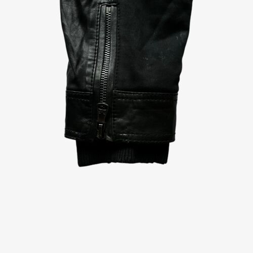 Chaqueta utilitaria de cuero negra Dolce Gabbana vintage años 90 para hombre con capucha plegable - Imagen 10 de 10