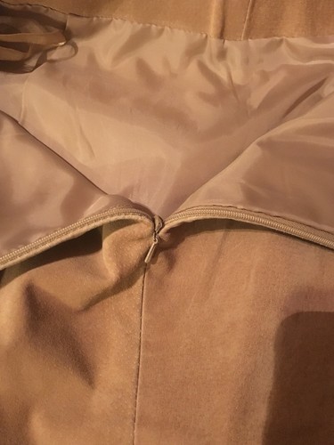 A.M.I. Leather Skirt - Picture 4 of 4