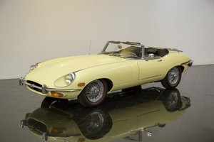 1969-Jaguar-E-Type-Series-II