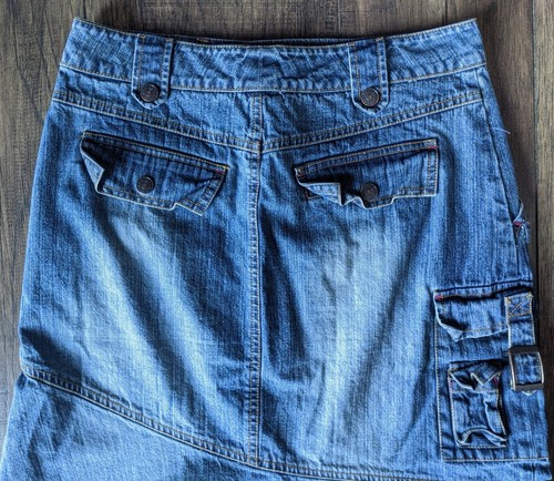 Falda midi vaquera mediana Gloria Vanderbilt bolsillos cintura larga y geométrica 8 - Imagen 10 de 12